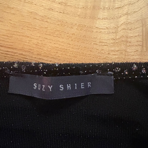 Gorgeous glittery bodycon Dress - Suzy Shier - Picture 2 of 2